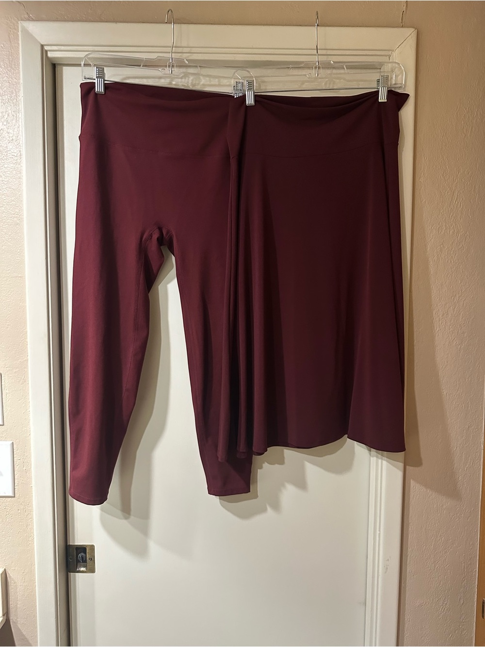 Zenana Outfitters Athletic Burgundy Skirt 2X and Leggings 1X